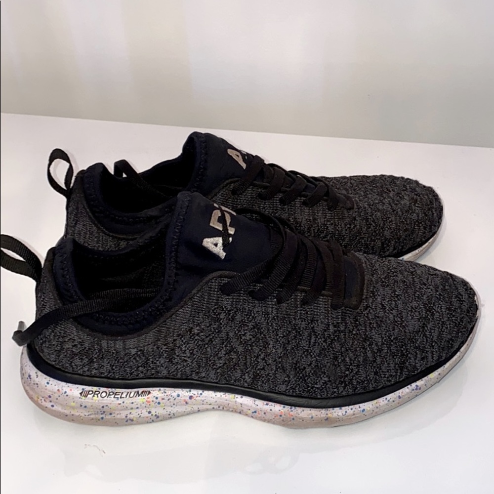 APL Women’s TechLoom Phantom Sneakers - Black/Grey